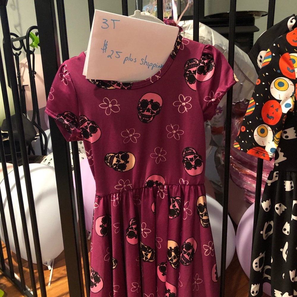 Dot dot smile skull dress 3/4